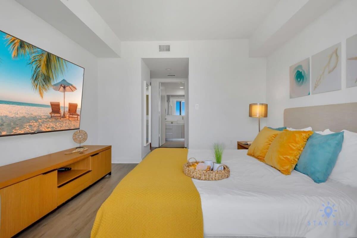 Infinite Views, Amazing Pool, Gym, Near Beach Hallandale Beach Exterior photo