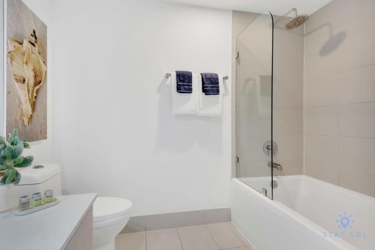 Infinite Views, Amazing Pool, Gym, Near Beach Hallandale Beach Exterior photo