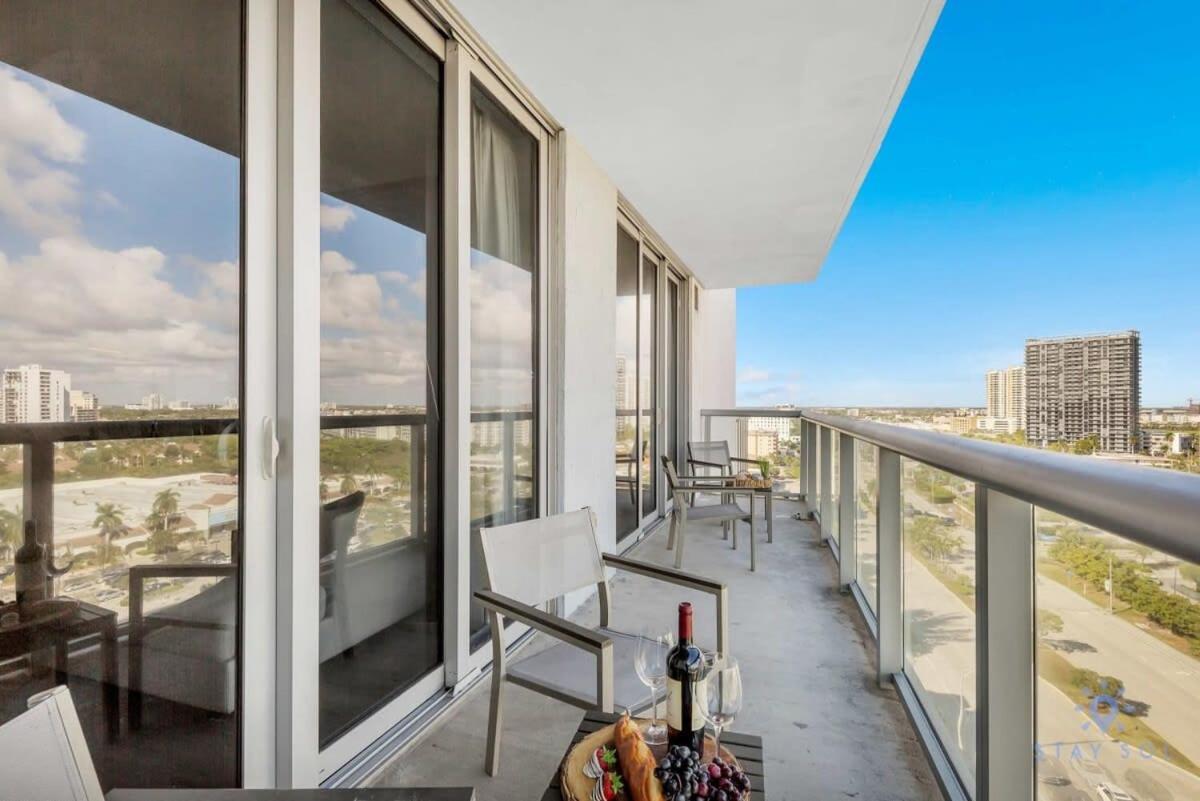 Infinite Views, Amazing Pool, Gym, Near Beach Hallandale Beach Exterior photo